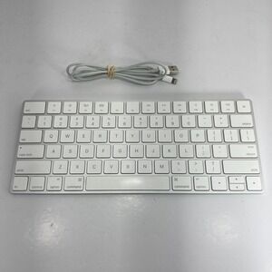 Apple A1644 Wireless Bluetooth Magic Keyboard with Charging Cable White - TESTED